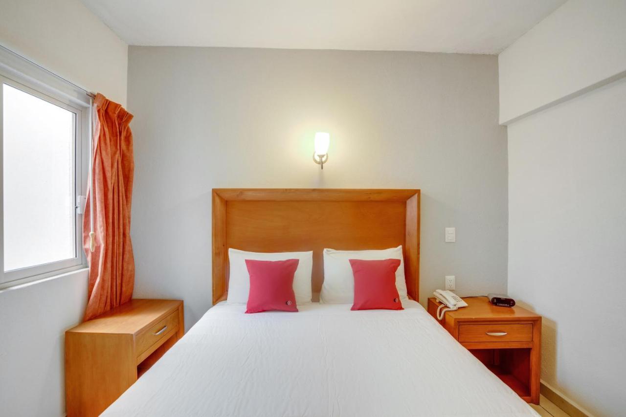 Hotel Пацкуаро Экстерьер фото