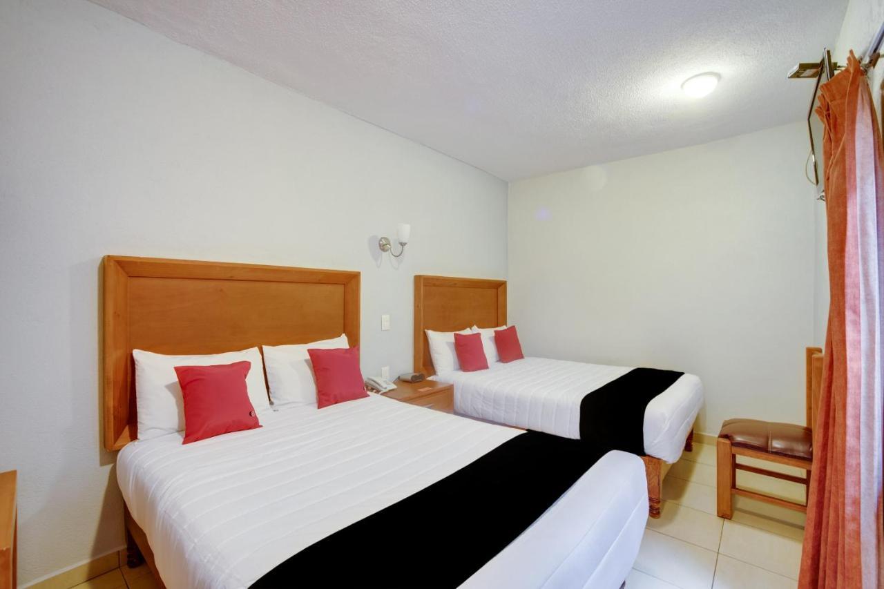 Hotel Пацкуаро Экстерьер фото