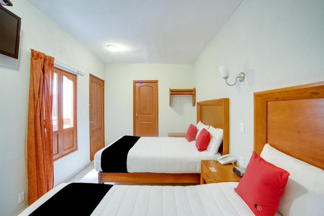 Hotel Пацкуаро Экстерьер фото