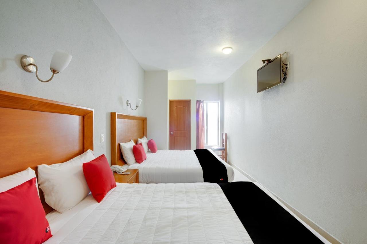 Hotel Пацкуаро Экстерьер фото