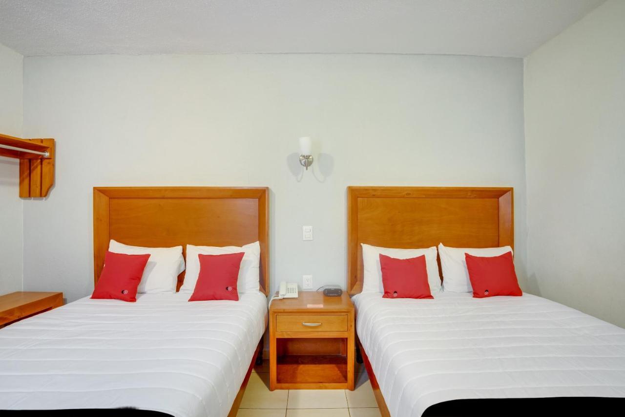 Hotel Пацкуаро Экстерьер фото