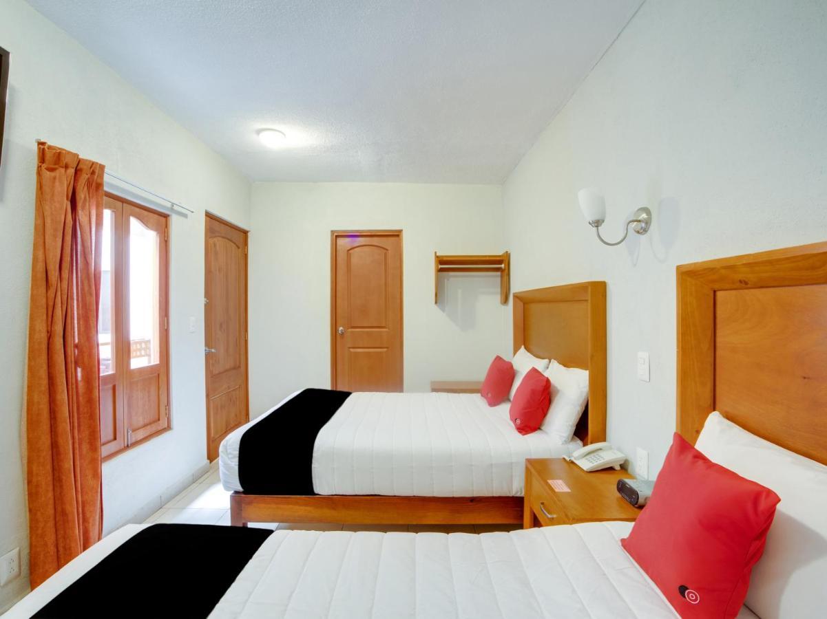 Hotel Пацкуаро Экстерьер фото