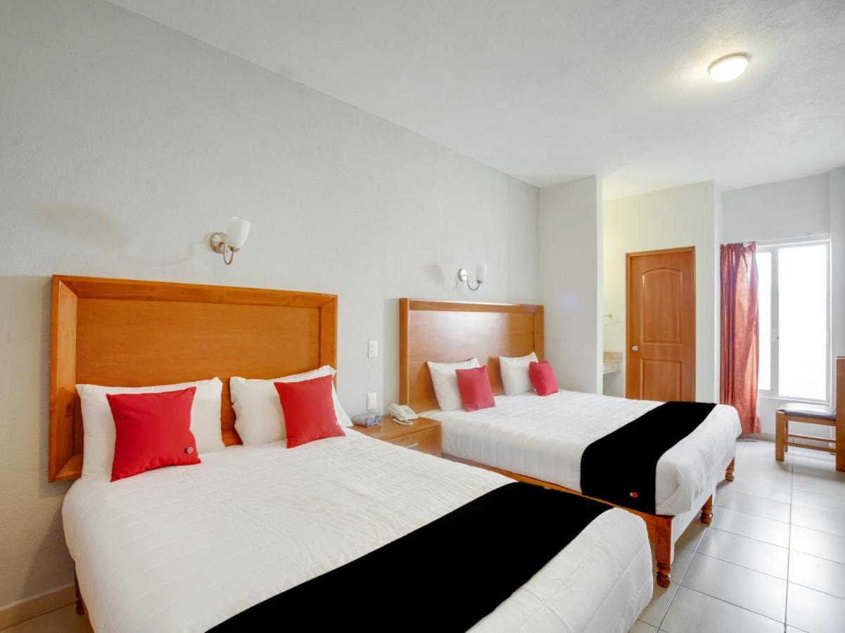 Hotel Пацкуаро Экстерьер фото