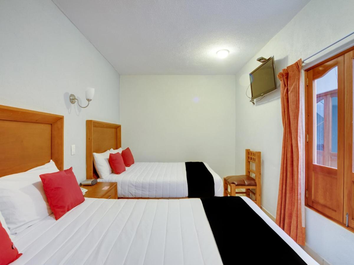 Hotel Пацкуаро Экстерьер фото